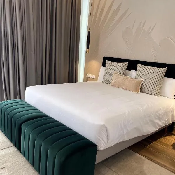 Hotel Caleyma, hotel di Ciudad de Malabo