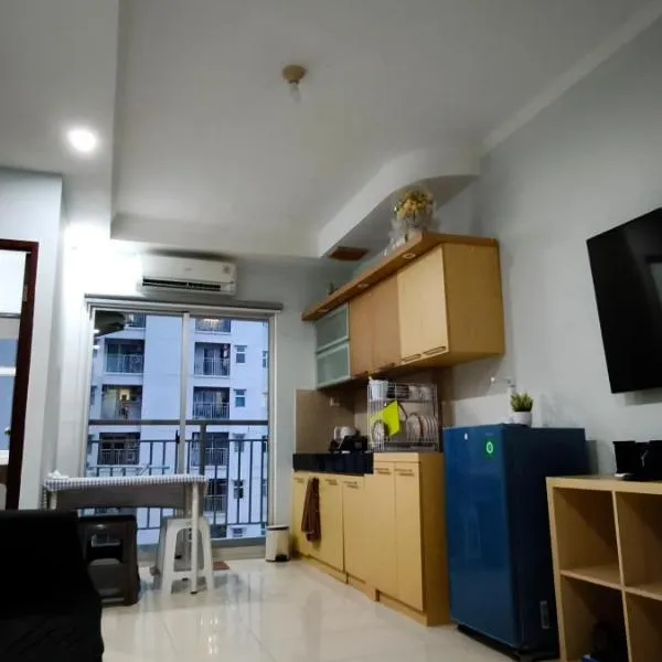West Jakarta MGR2 - 2 Bedroom Apartments, hotel di Jakarta