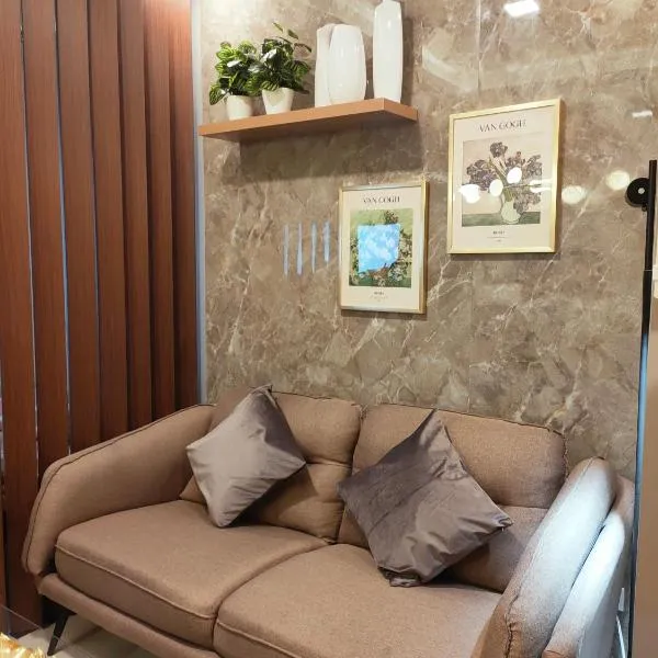 Studio-type Condo with balcony at Style Residences, hotel in Iloilo City