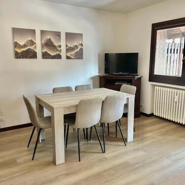 Casadegli Orsi Madonna Di Campiglio, hotel em Madonna di Campiglio