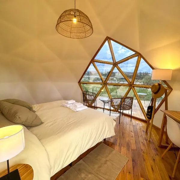 Colmena EcoGlamping、Angastacoのホテル