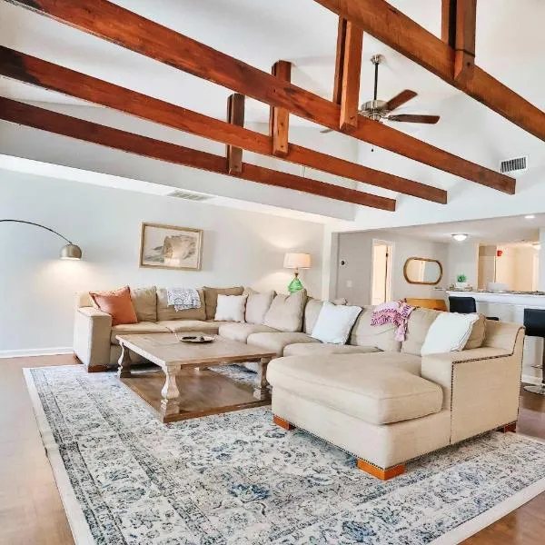 The Post Loft- In the Heart of Downtown Statesboro, hotel in Statesboro