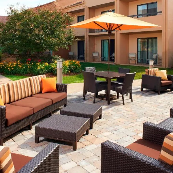 Courtyard by Marriott Rockford, hotel v destinaci Rockford