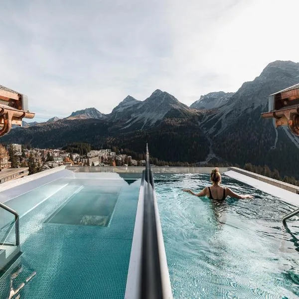 BelArosa Chalet - the luxury hideaway in the Swiss Alps, hotel in Arosa