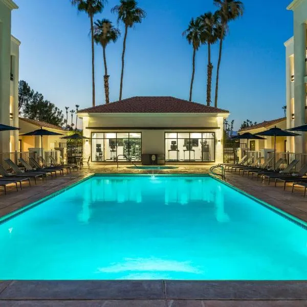 Courtyard by Marriott Palm Springs, hotel in Palm Springs