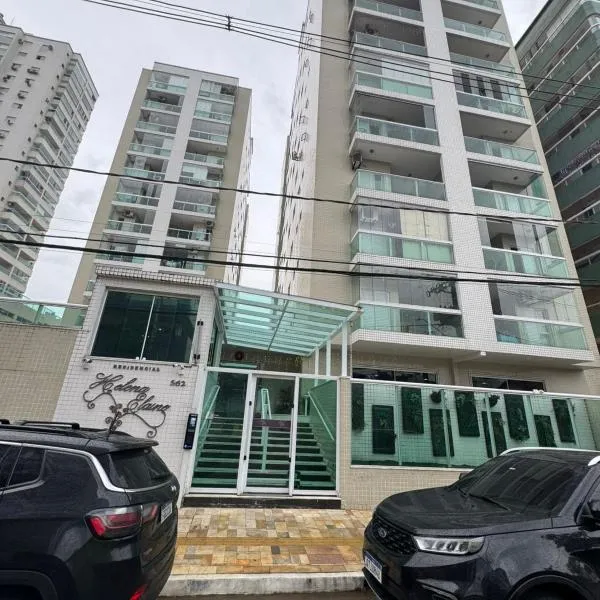 Apto Novo Canto do Forte, hotel na Praia Grande