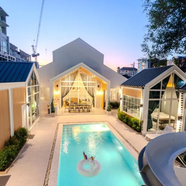 The Sand and I Private Pool Villa Huahin near Beach, ξενοδοχείο στο Χουά Χιν