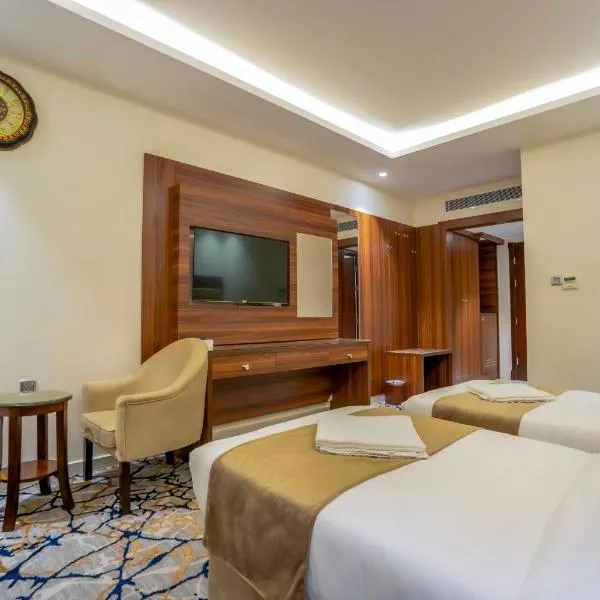 فندق منازل المقام, hotel in Al Khansāk