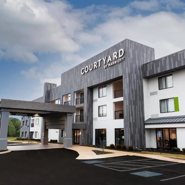 Courtyard Bowling Green Convention Center, hotel v destinaci Bowling Green