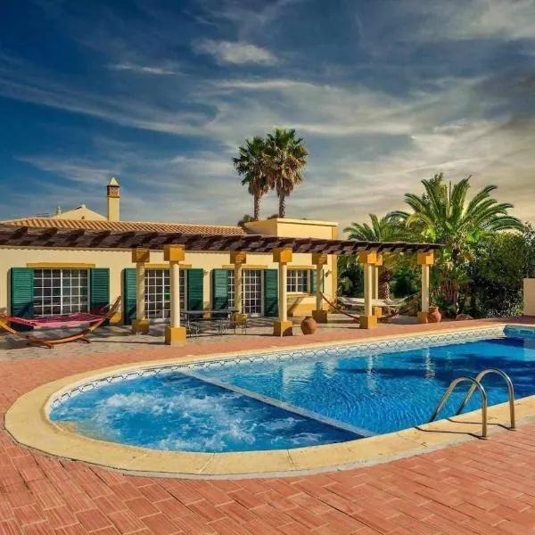 Quinta Amoreira - Adults Only - LGBT friendly, hotel v destinaci Poço Partido