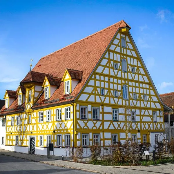 Hotel Gelber Löwe Großhabersdorf, hotel di Großhabersdorf