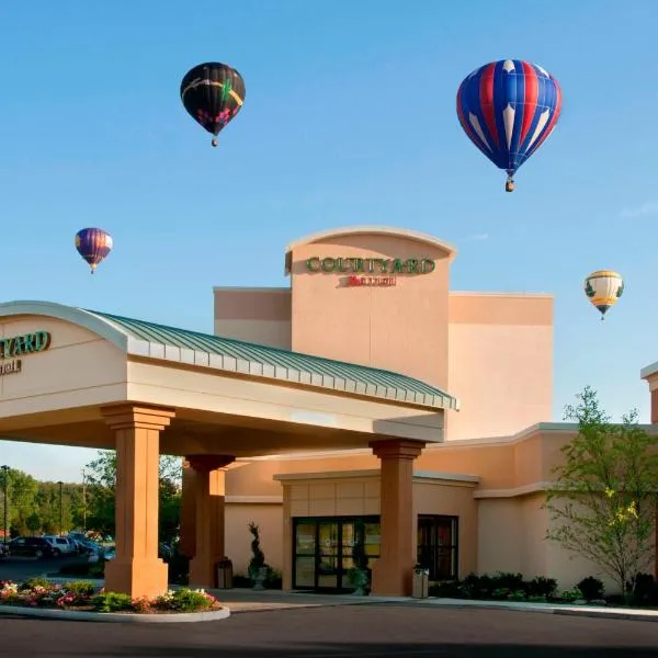 Courtyard by Marriott Canton, hotel in North Canton