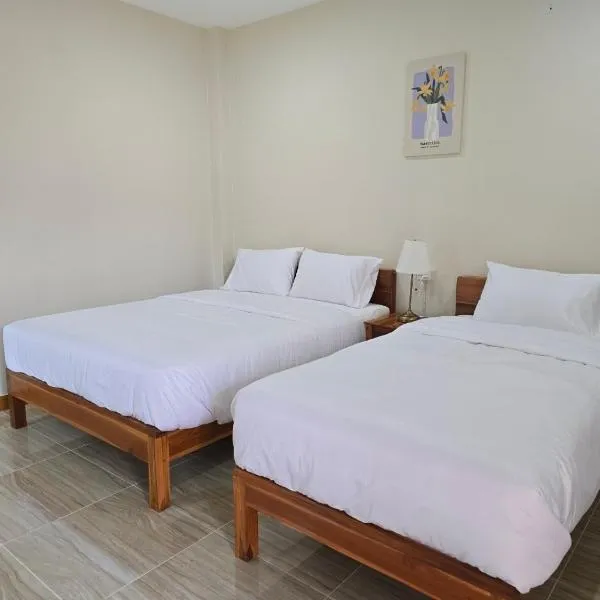 น่านสุขใจ รีสอร์ท, ξενοδοχείο σε Sa