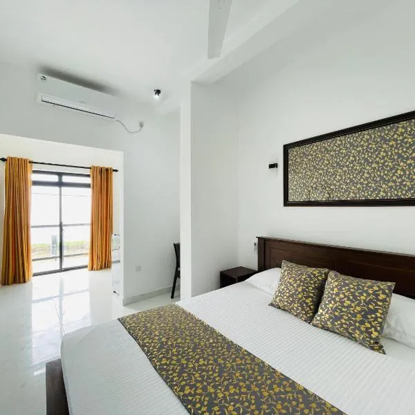 AYA Sea View Hotel, hotel in Ahangama