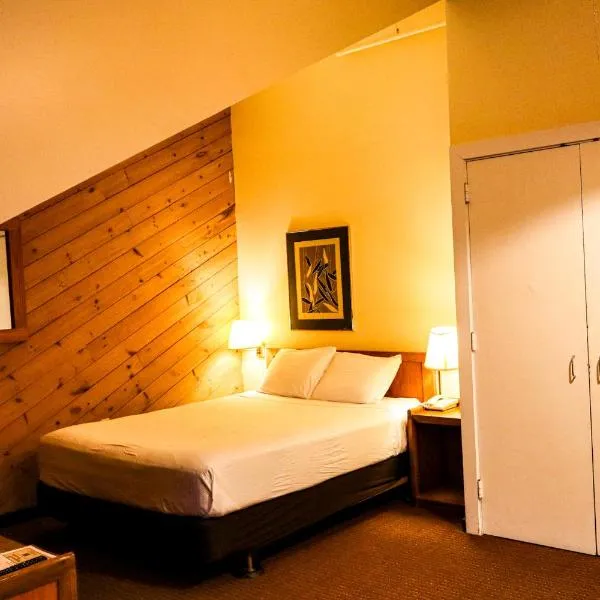 Snowy Owl Inn, hotel a Waterville Valley