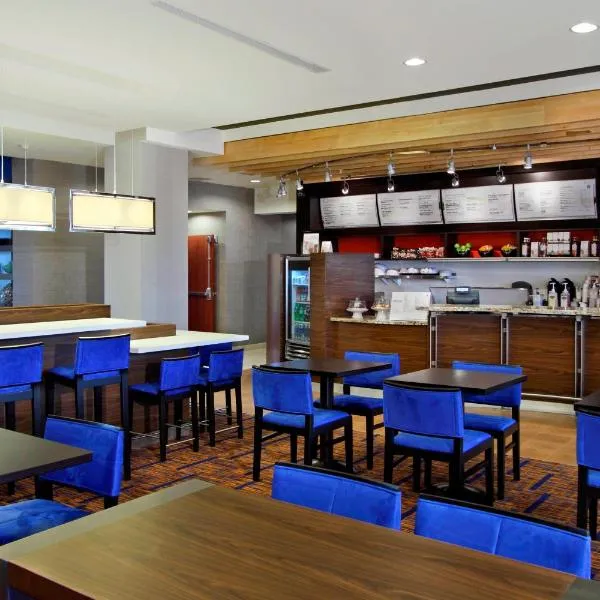 Courtyard by Marriott Victoria, hotel v destinaci Victoria