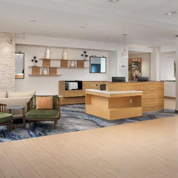 Fairfield Inn & Suites Baltimore BWI Airport, hôtel à Linthicum