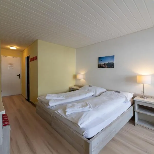 Hotel Säntis Lodge, hotel di Unterwasser