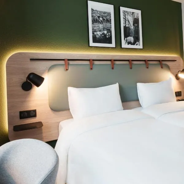 Campanile PRIME - Nice Airport, hotel in Nice