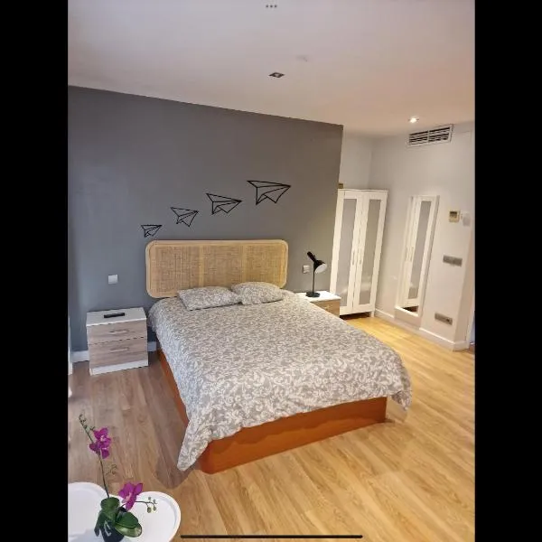 Apartamento 7 Atocha Delicias Madrid Rio, hotel in Madrid