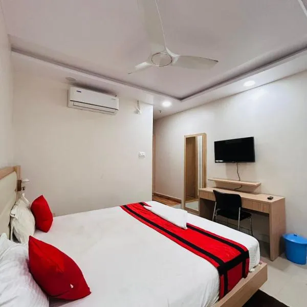 HOTEL INDRALOK Inn HAZARIBAGH，位于Hazārībāg的酒店