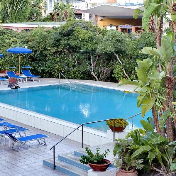 Hotel San Giovanni Terme, hotel en Ischia Town