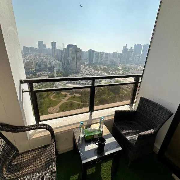 Wonder Balcony Stay Abu Dhabi, hotel in Abu Dhabi