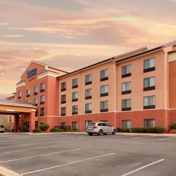 Fairfield Inn & Suites by Marriott Matthews Charlotte, hotel in Charlotte