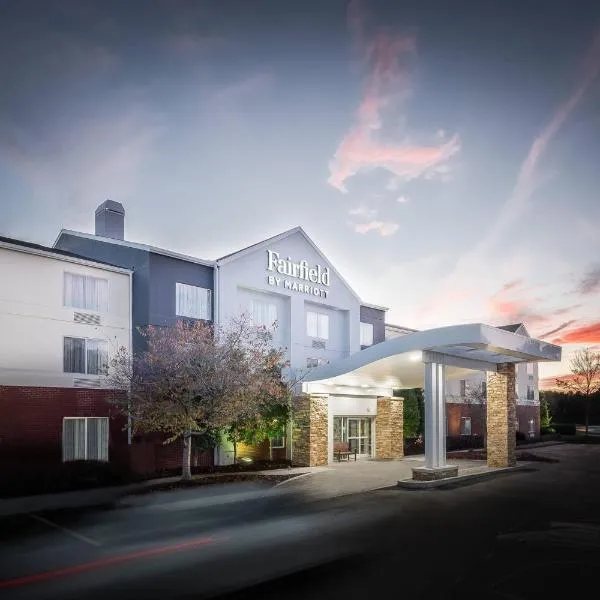 Fairfield Inn Charlotte Northlake, hotel in Charlotte