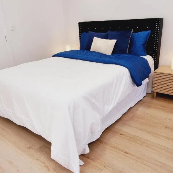 Cozy Private Ensuite Escape，位于奥克兰的酒店