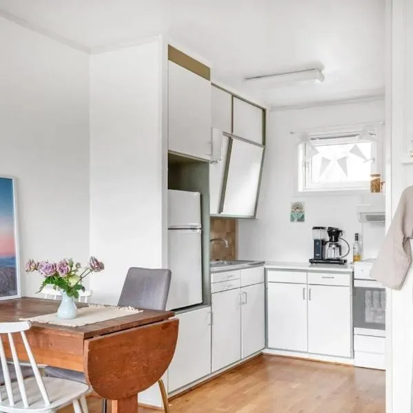 Cozy and central dorm, ξενοδοχείο στο Τρόμσο