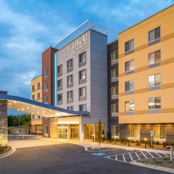 Fairfield Inn & Suites by Marriott Wenatchee, מלון בוונאטצ'י