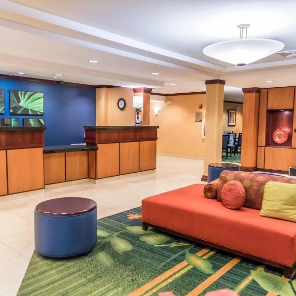 Fairfield Inn & Suites by Marriott Muskegon Norton Shores, hotel v destinaci Norton Shores