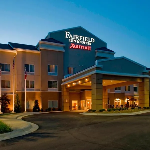 Fairfield Inn & Suites Columbus, hotel en Columbus