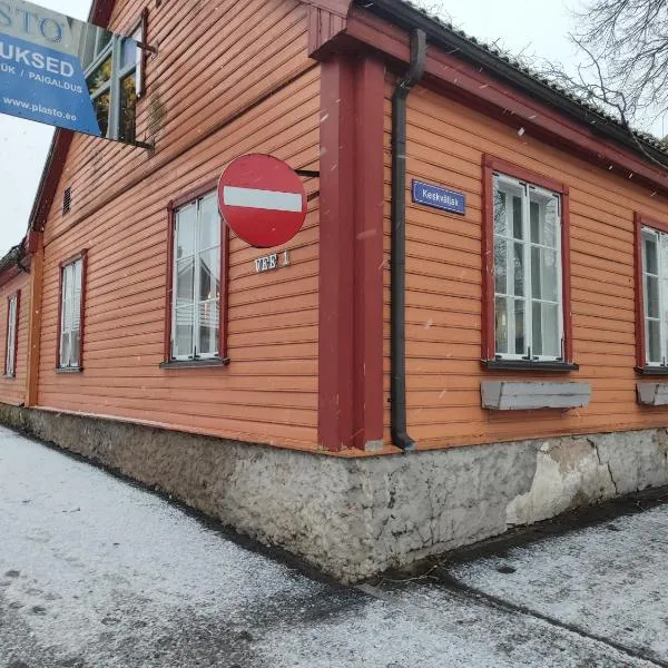 Paide Kesklinna kodumajutus, hotell Paides