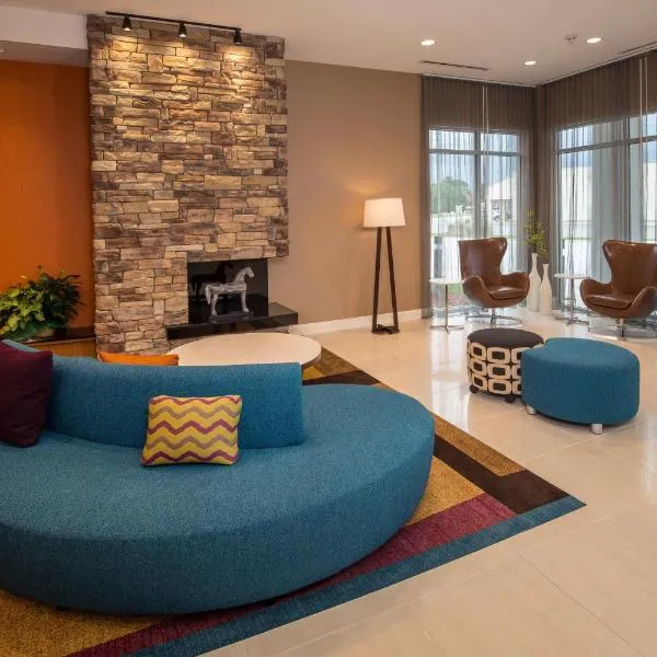 Fairfield Inn & Suites by Marriott Washington، فندق في واشنطن