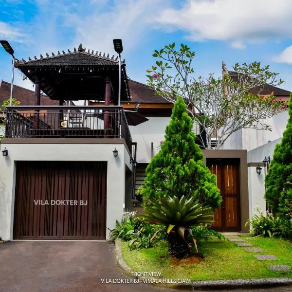 Vimala Hills Villa & Resort, hótel í Megamendung