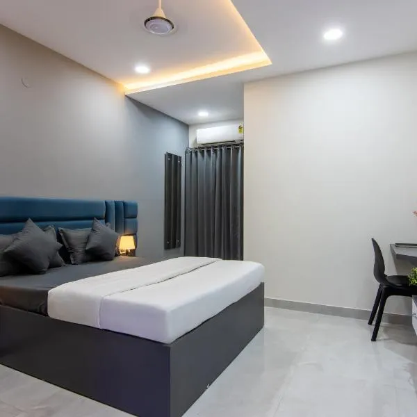 Housr 84 Kondapur Hyderabad Near Botanical Garden, hotel in Hyderabad