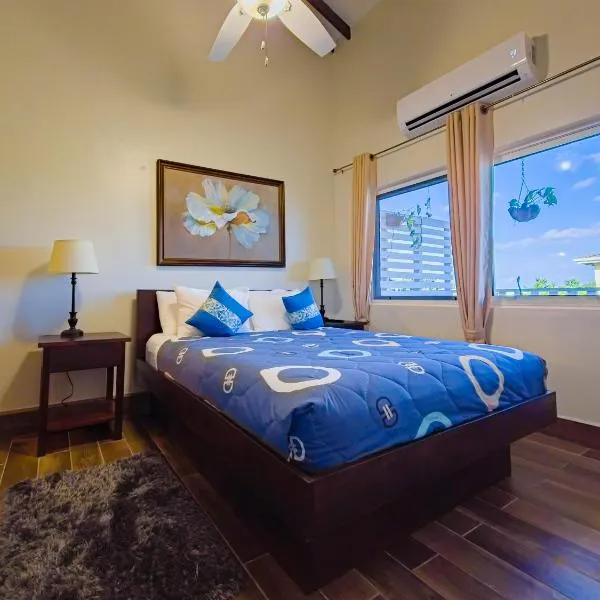 Louis' Apartments，位于珀拉什奇亚的酒店