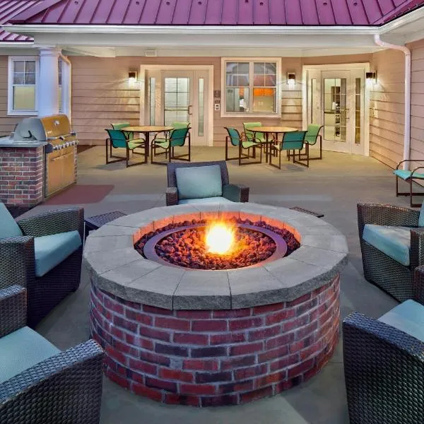 Residence Inn Hartford Avon、エイボンのホテル