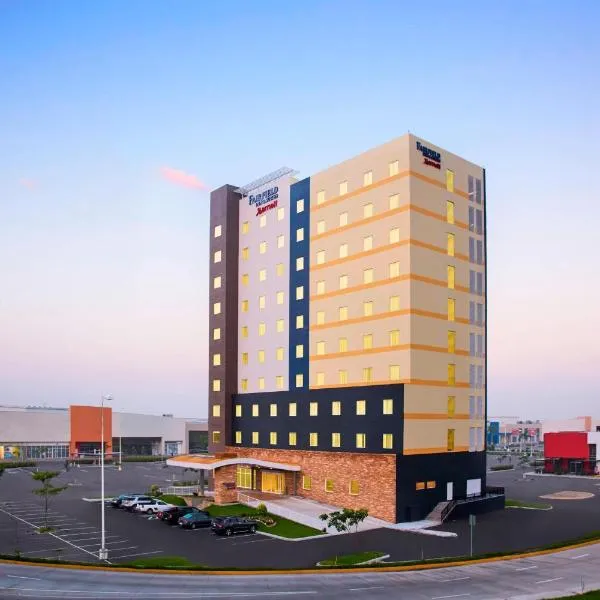 Fairfield Inn & Suites by Marriott Villahermosa Tabasco, hotel Villahermosában