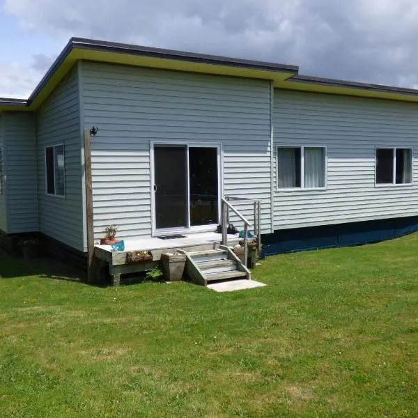 Lowlands Holiday Home, hotel v destinaci Waihi