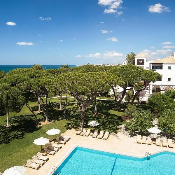 Pine Cliffs Hotel, a Luxury Collection Resort, Algarve, Hotel in Albufeira