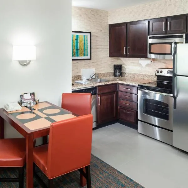Residence Inn Denver Highlands Ranch, отель в городе Хайлендс-Ранч