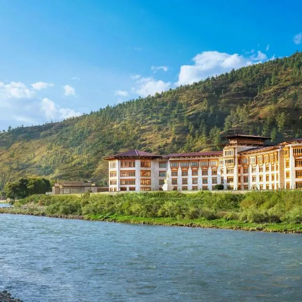 Le Meridien Paro Riverfront, hotel in Paro