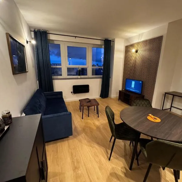 Modern 2 bedroom 2 Bathroom Flat, Free Parking in Woolwich, Hotel in London