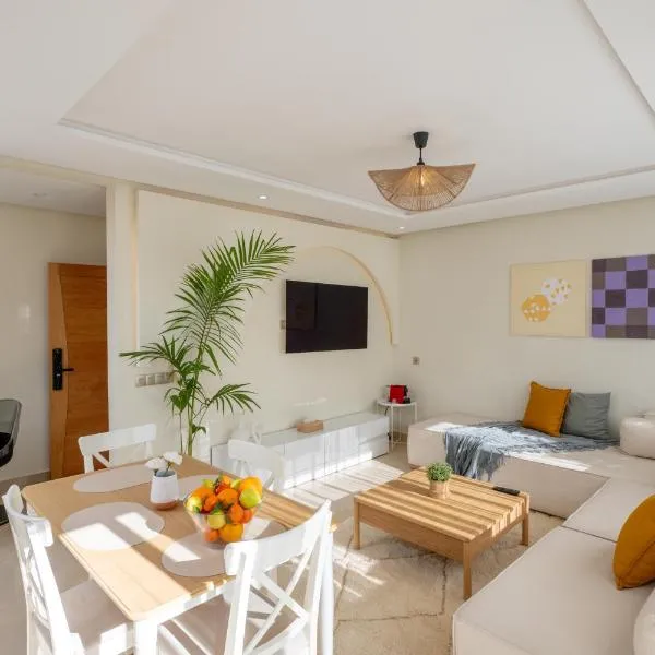 Charming Cozy apartments with terrace, Haut Agdal, hotel v destinaci Rabat