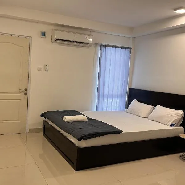 Bluebell House, hotel in Labuan Bajo