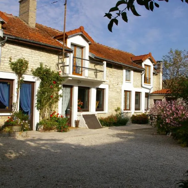 Gîte Chez Jo, hotel in Longchamp-sur-Aujon