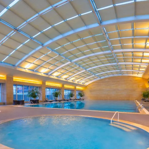 Crowne Plaza Beijing Lido by IHG, hôtel à Pékin